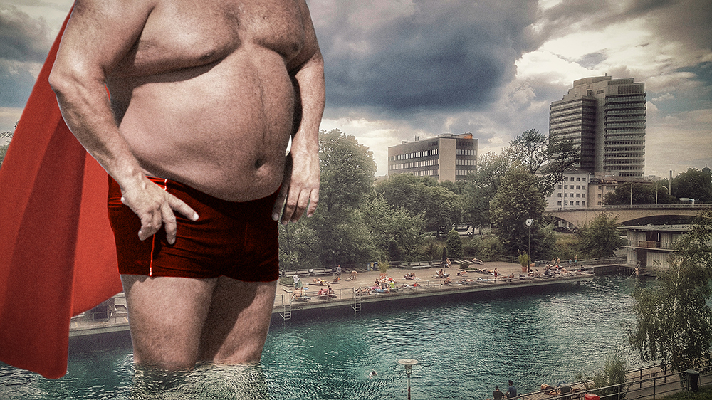 superman im wasser