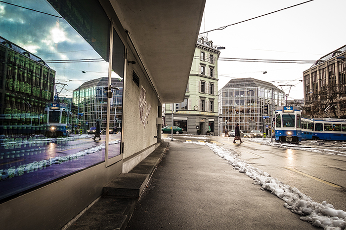 zueri tram spiegelung